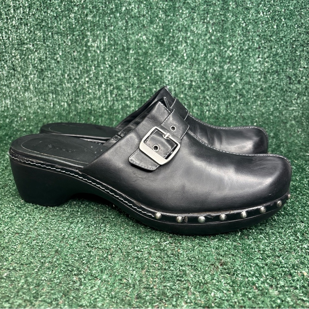 Ecco Grunge Mules Clogs Women’s Black Studded Buckle Leather Size 11-11.5 / 42